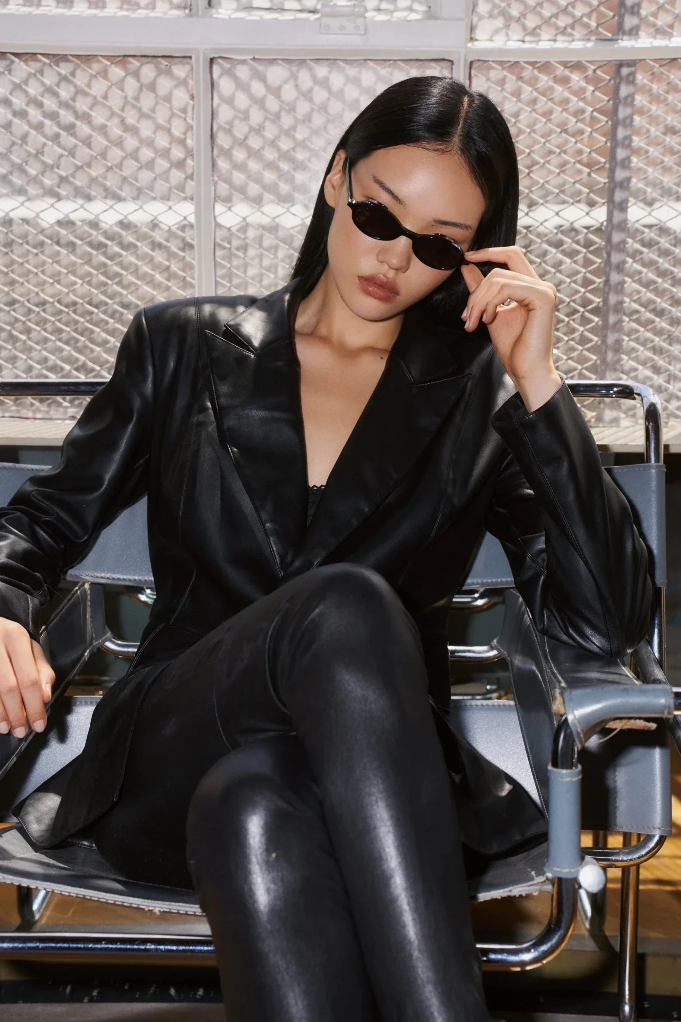 Rowa / Black & Black Lens - Image 4