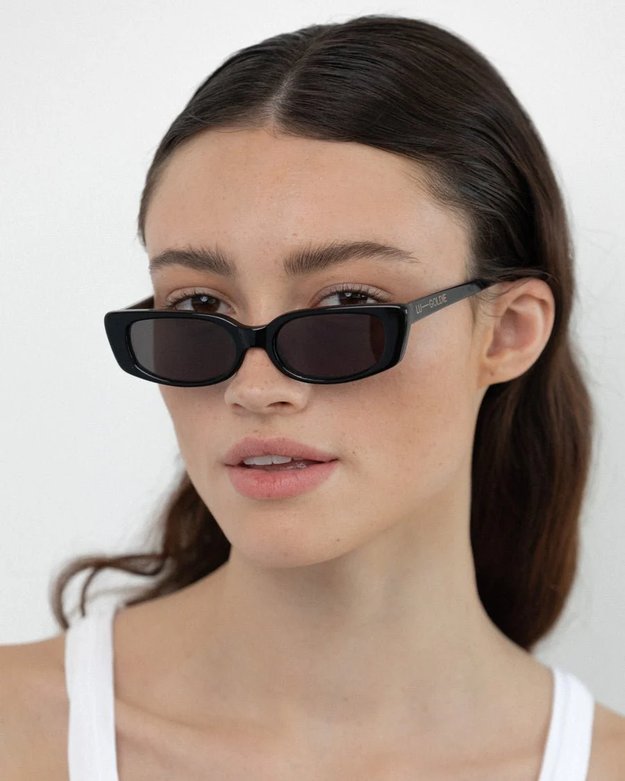 Sabine / Black & Black Lens - Image 4