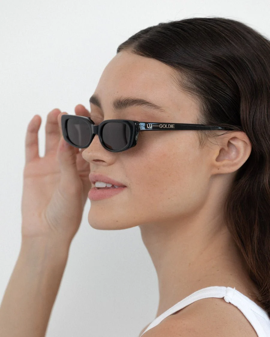 Sabine / Black & Black Lens - Image 5