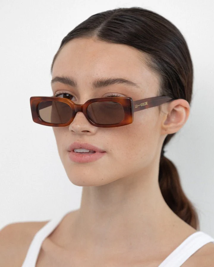 Salomé / Chestnut Lens - Image 3