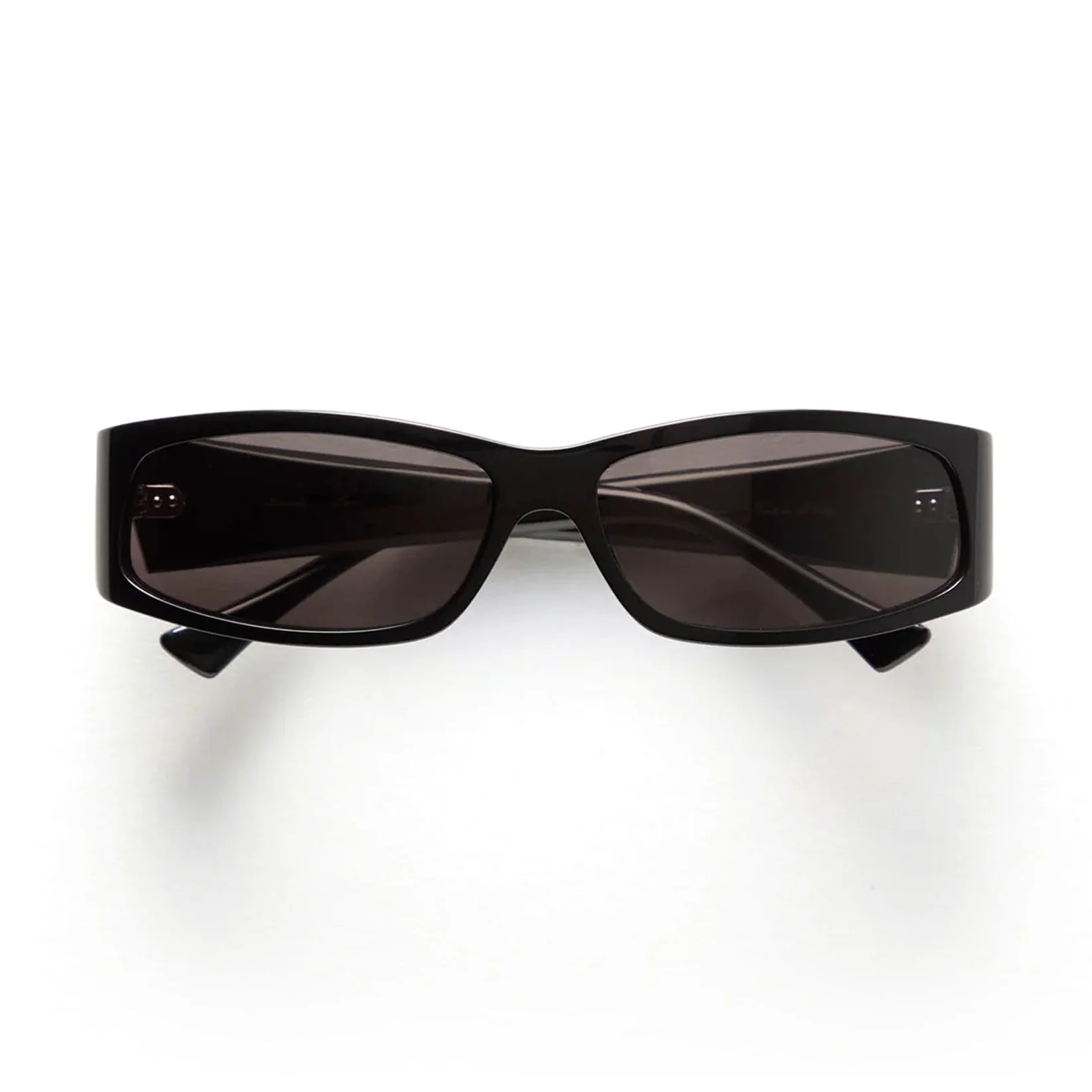 Sami / Black & Black Lens