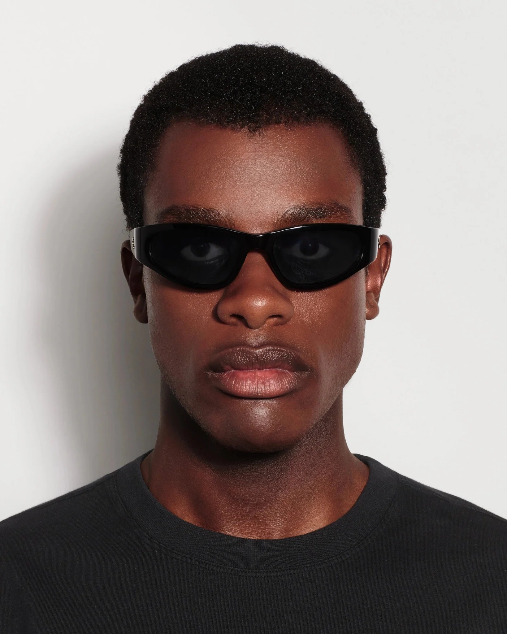 Slim / Black & Shiny Lens - Image 3