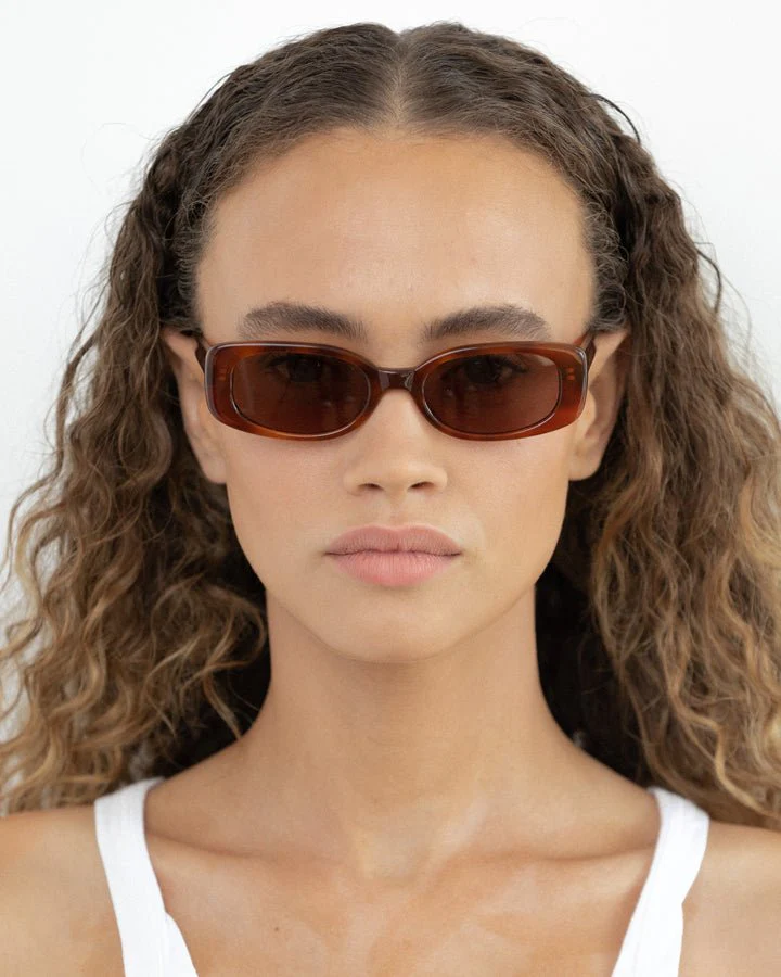 Solene / Chestnut & Brown Lens - Image 5