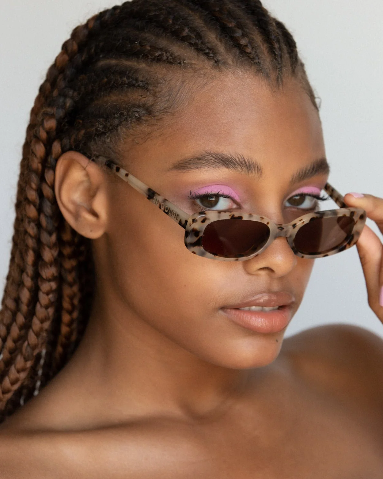 Solene / Choc Tort & Brown Lens - Image 3