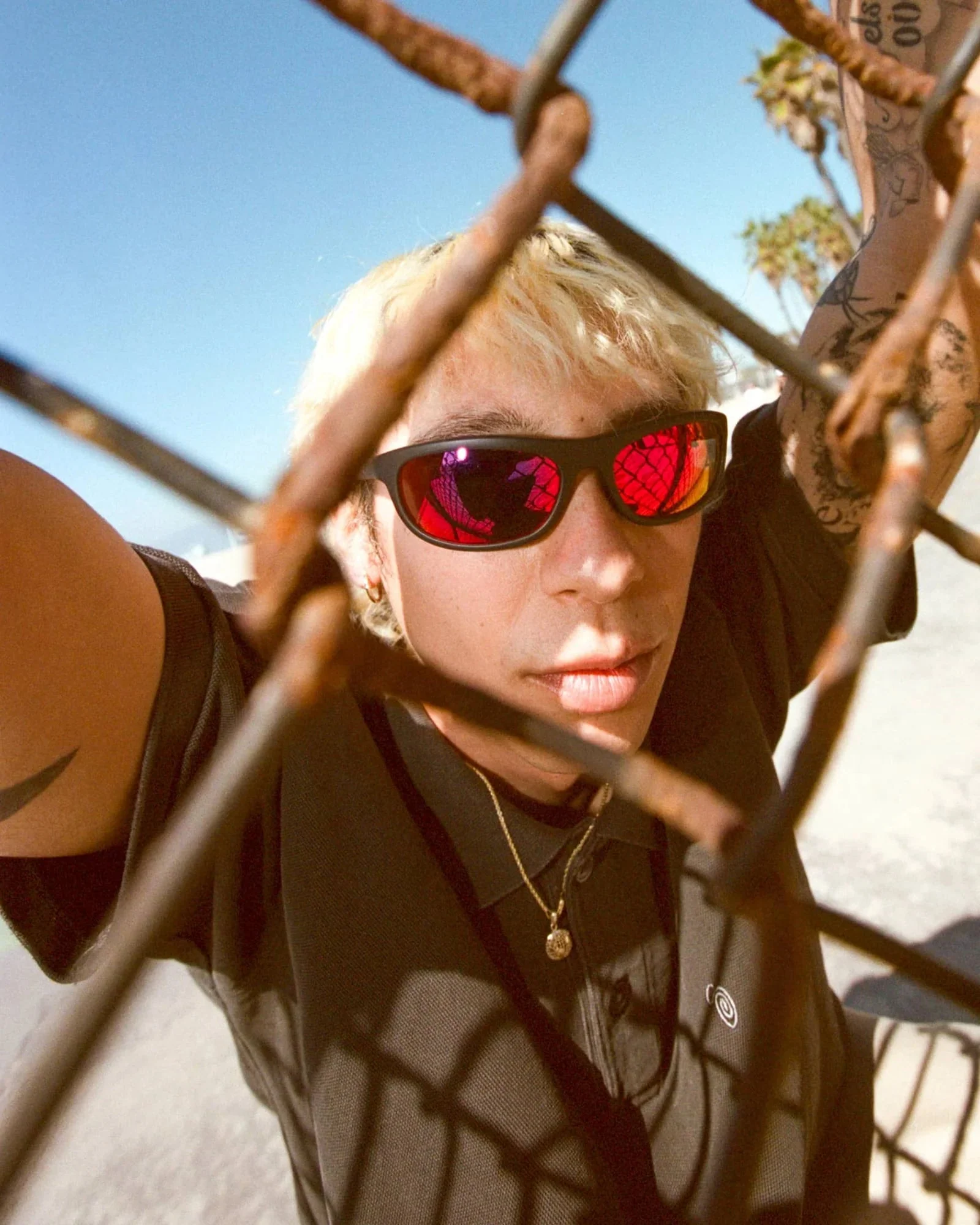 The Chaos Vault / Matte Shadow Bio & Reflective Magenta Lens - Image 3