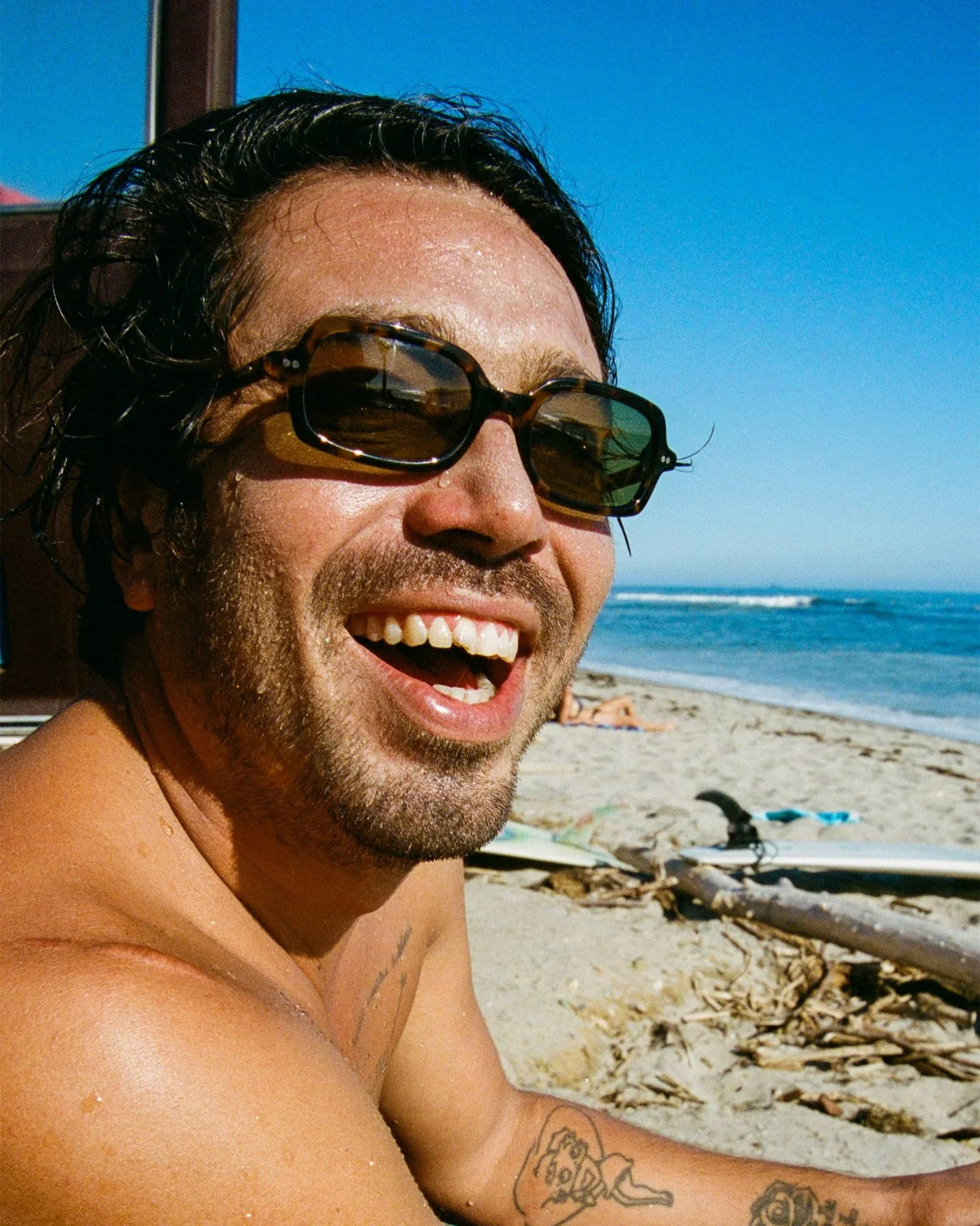 The Dream Cassette / Lunar Tortoise Bio & Polarised Olive Lens - Image 9