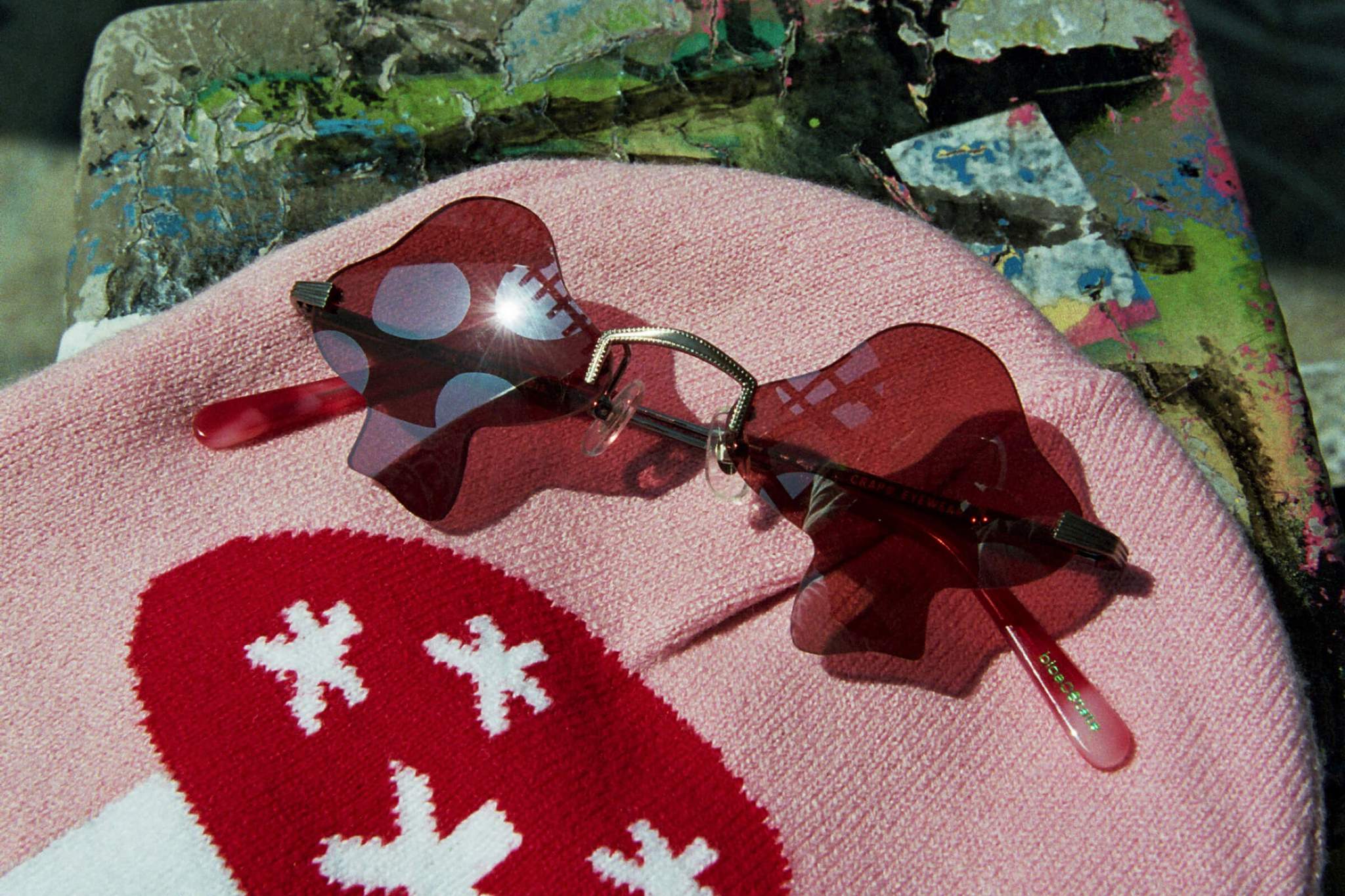 The Fun Guy / Brushed Silver & Red Confetti Bio - Image 5