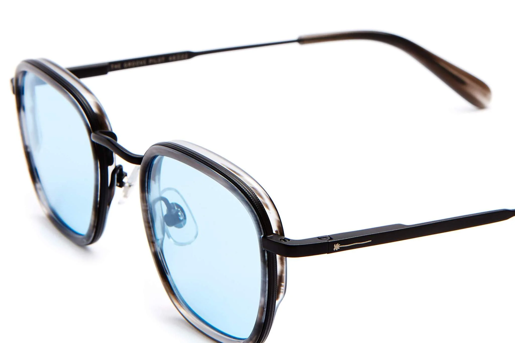 The Groove Pilot / Black Smoke Demi Tortoise & Polarised Blue Tint Lens - Image 2