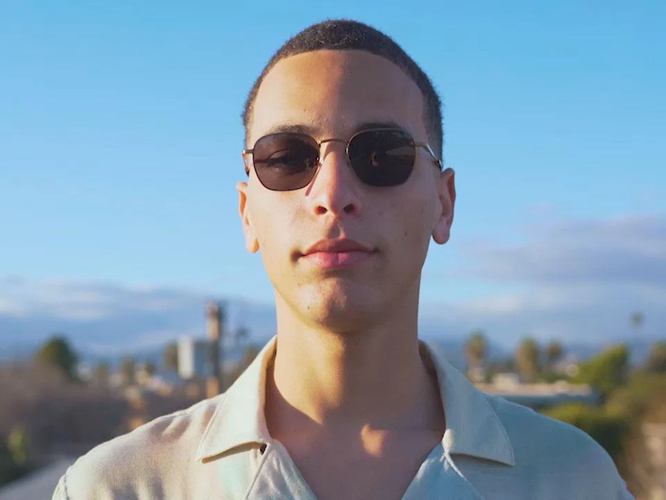 The Groove Pilot / Brushed Gold & Tortoise Bio & Polarised Grey Lens - Image 6