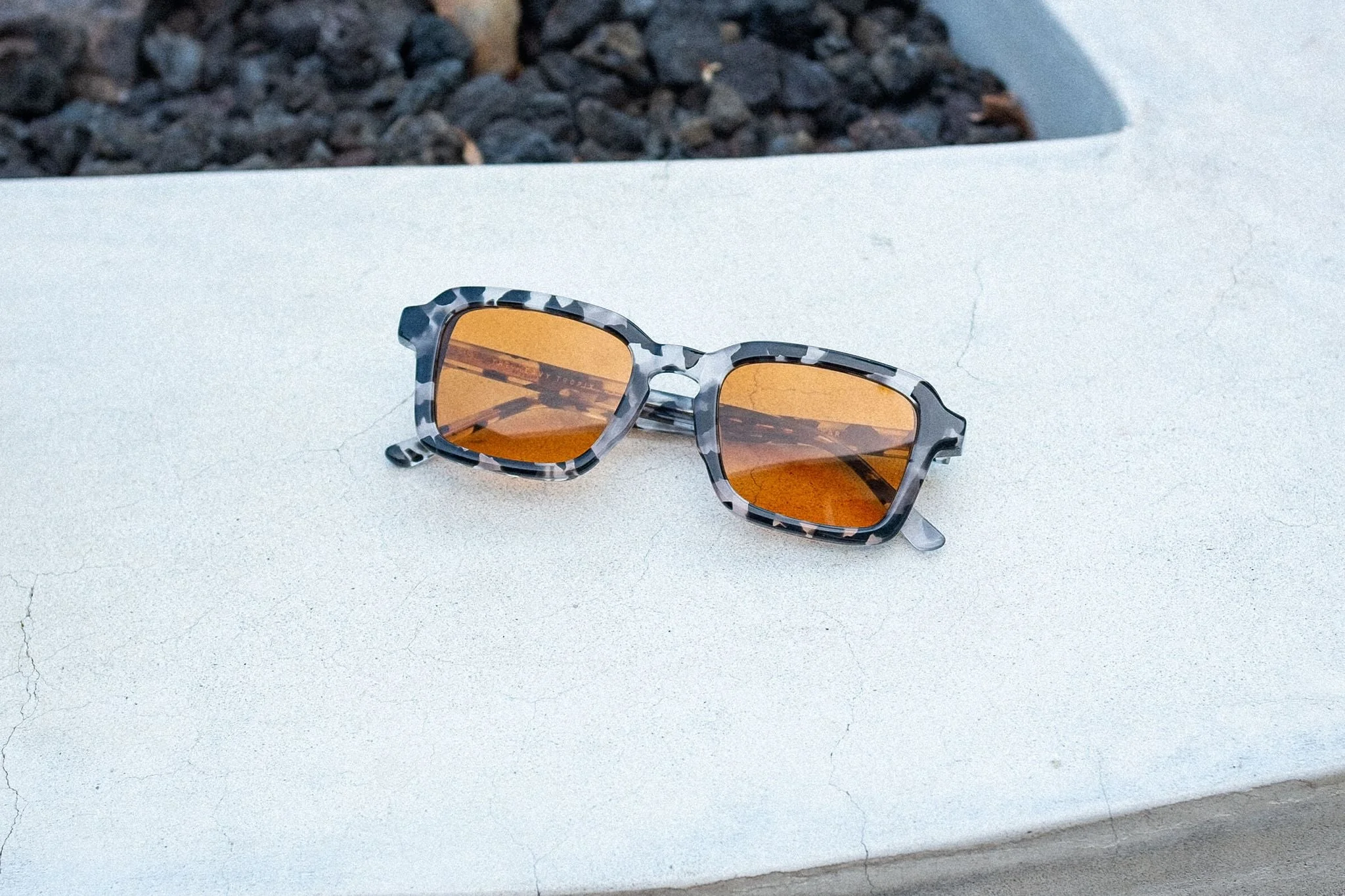 The Heavy Tropix / Onyx Tortoise Bio & Burnt Orange Lens - Image 5
