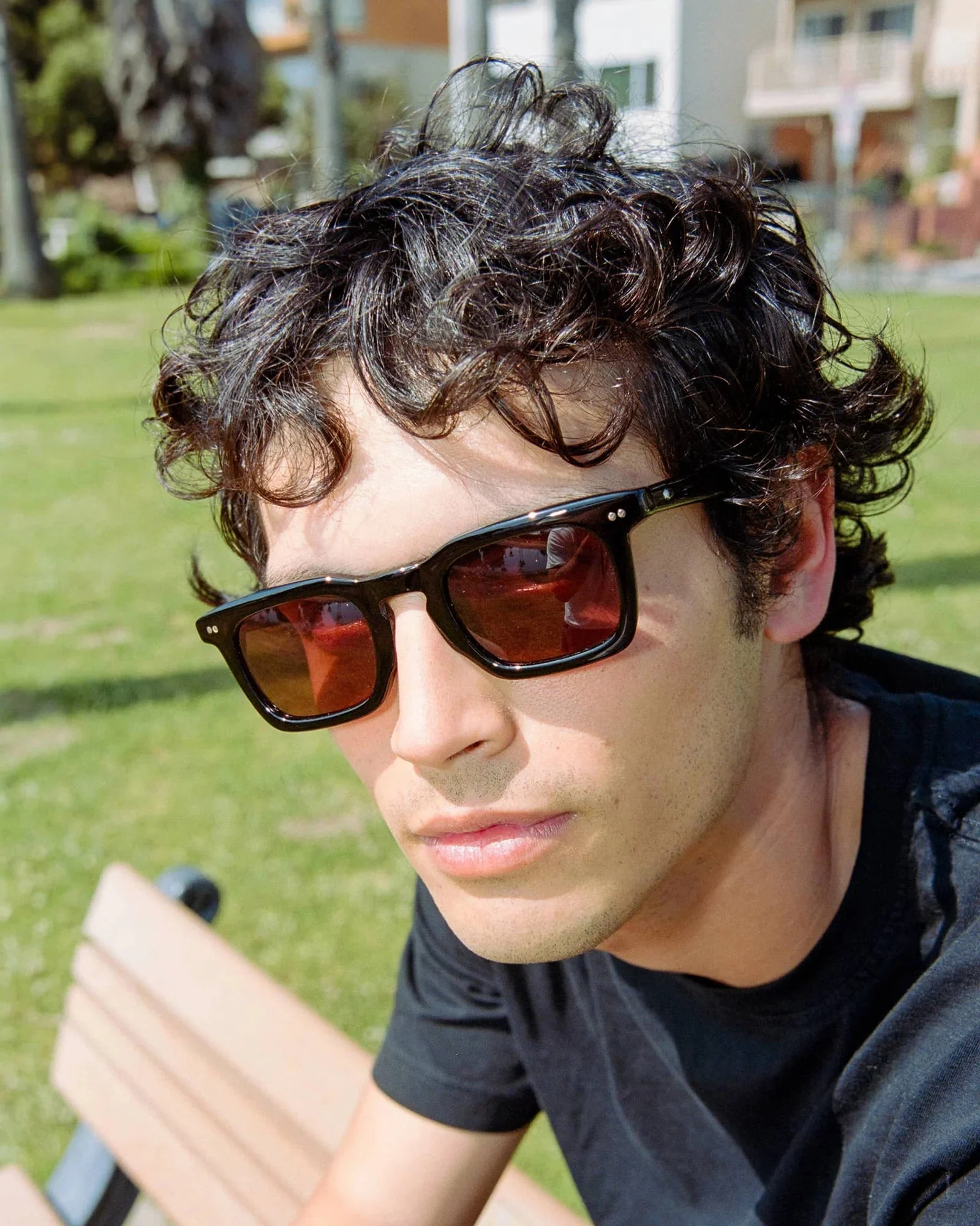 The Radio Haze / Black Bio & Sangria Lens - Image 4