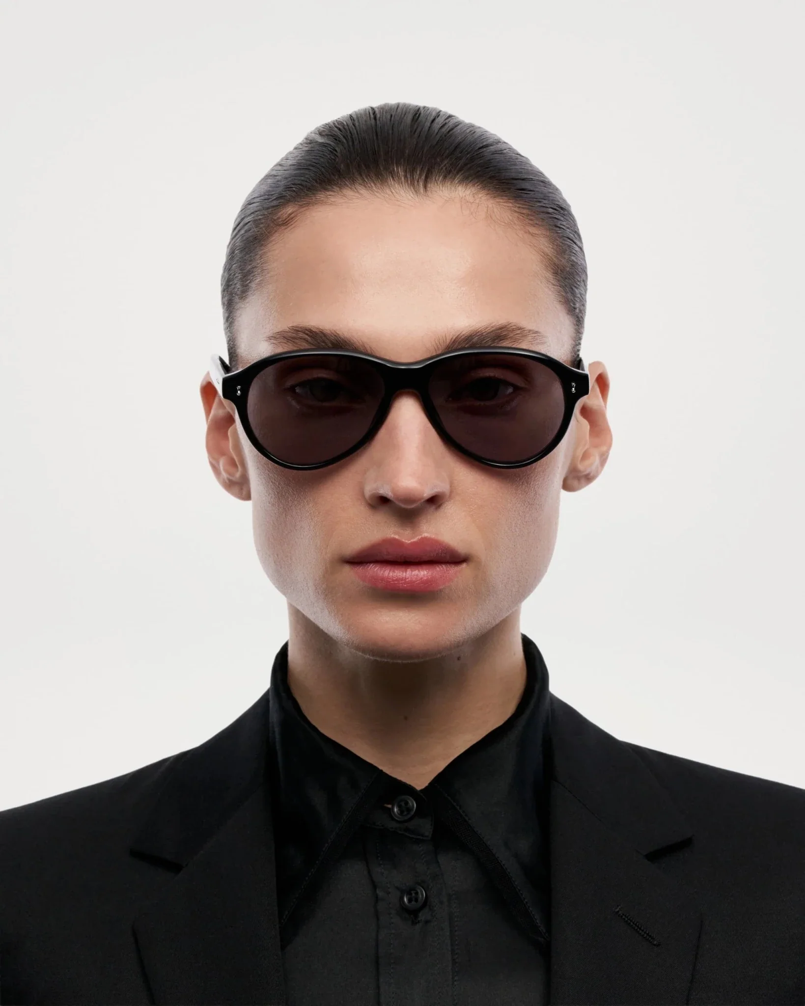 Tome / Black & Black Lens - Image 3