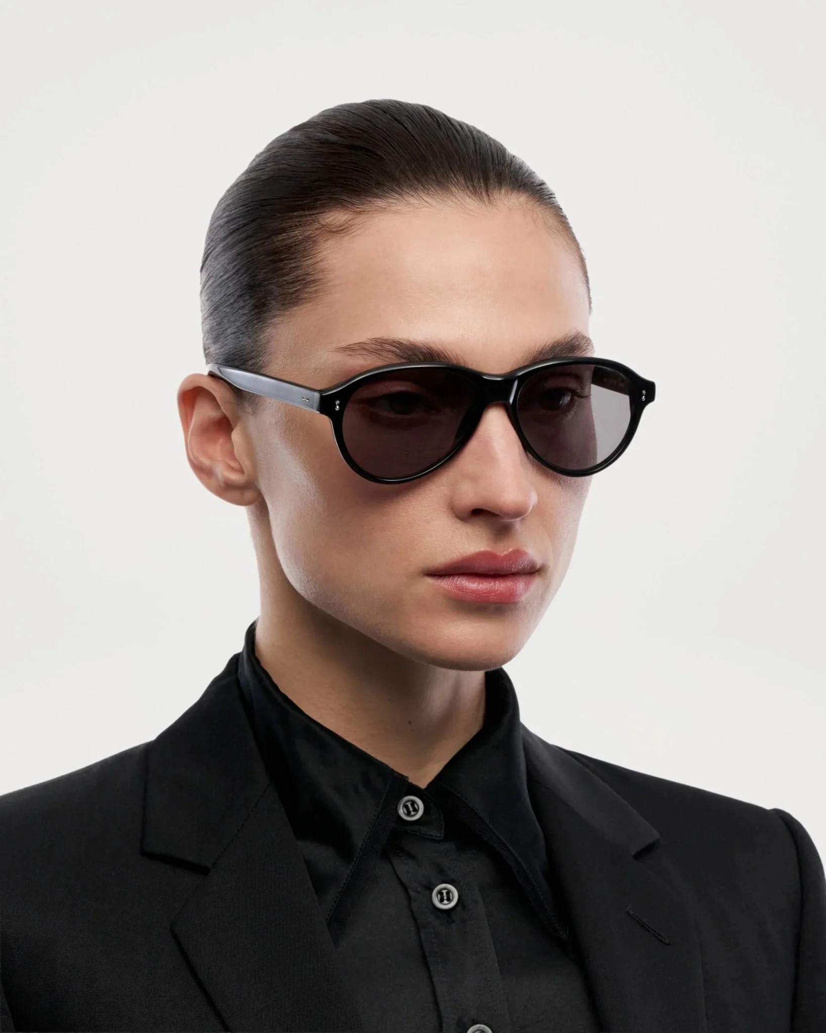 Tome / Black & Black Lens - Image 4