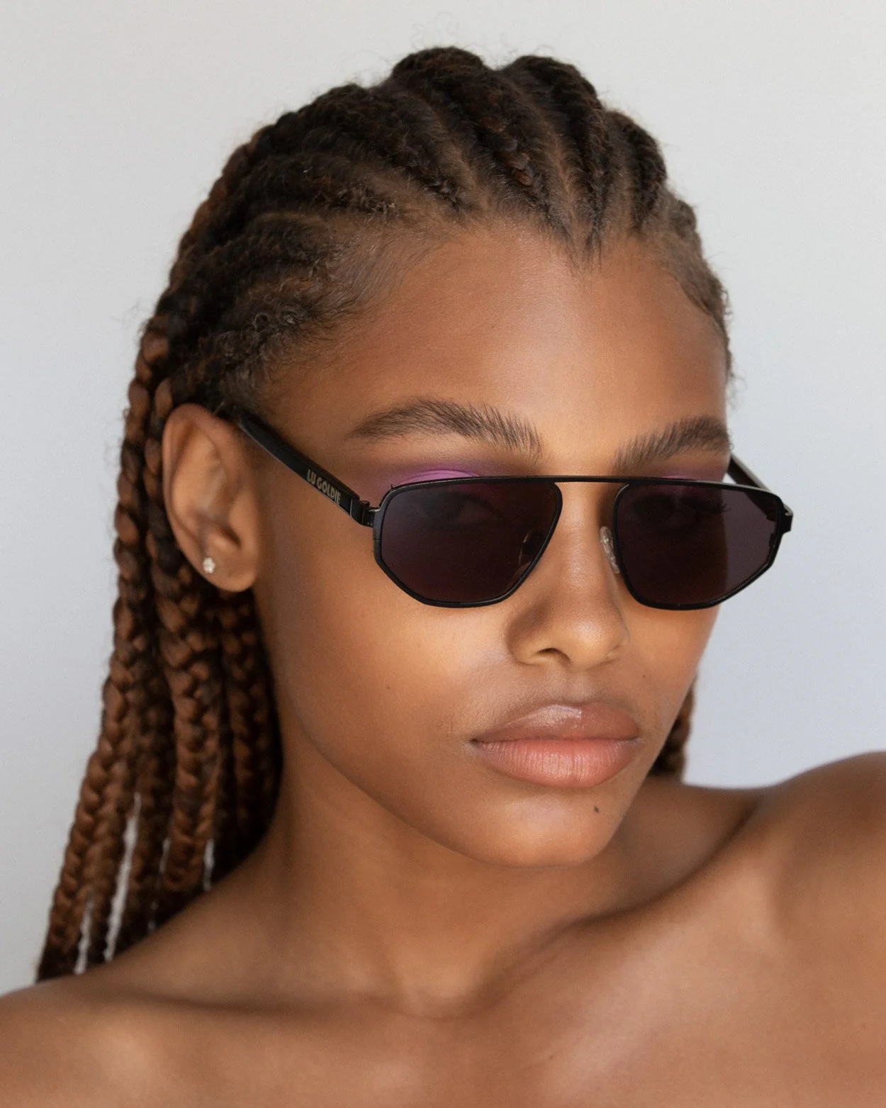 Victoire / Black & Black Lens - Image 5