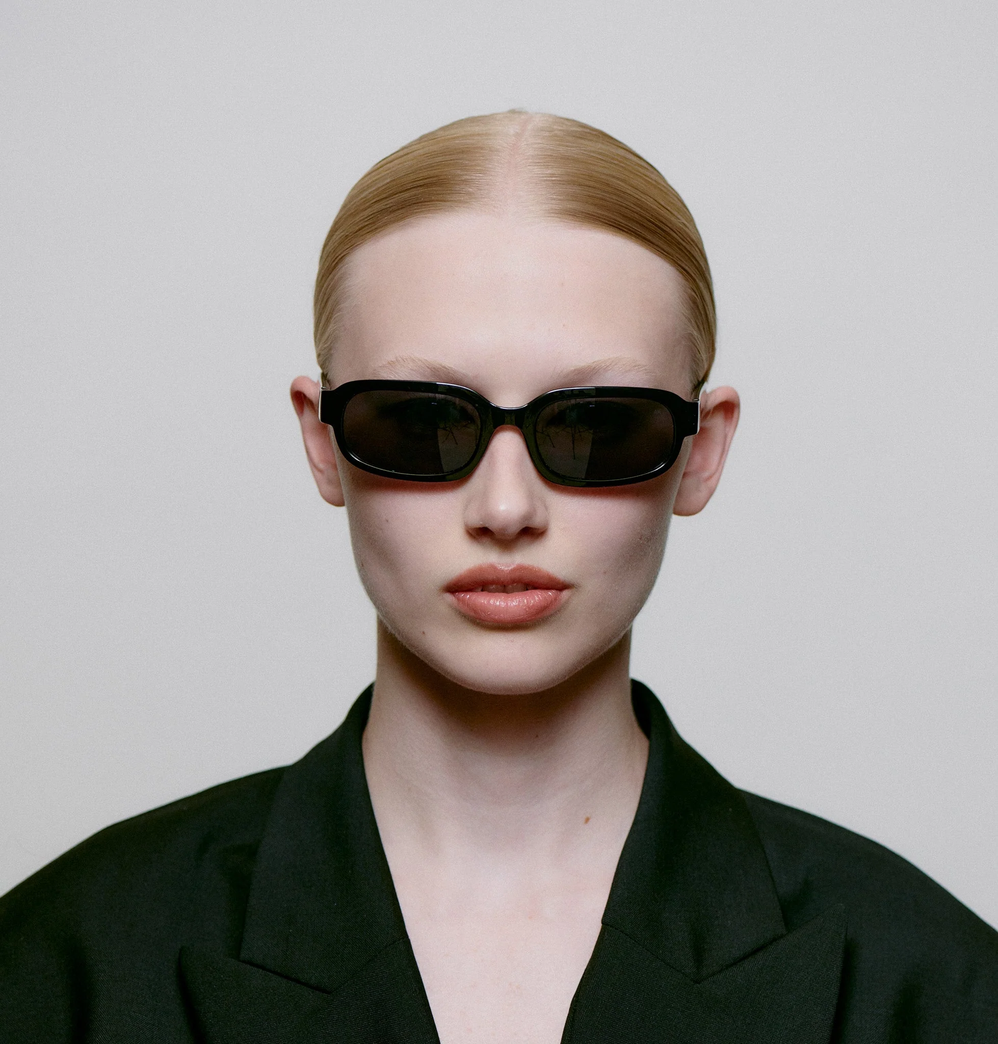 Will / Black & Grey Lens - Image 5