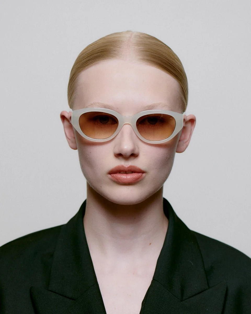 Winnie / Cream Bone & Brown Gradient Lens - Image 5