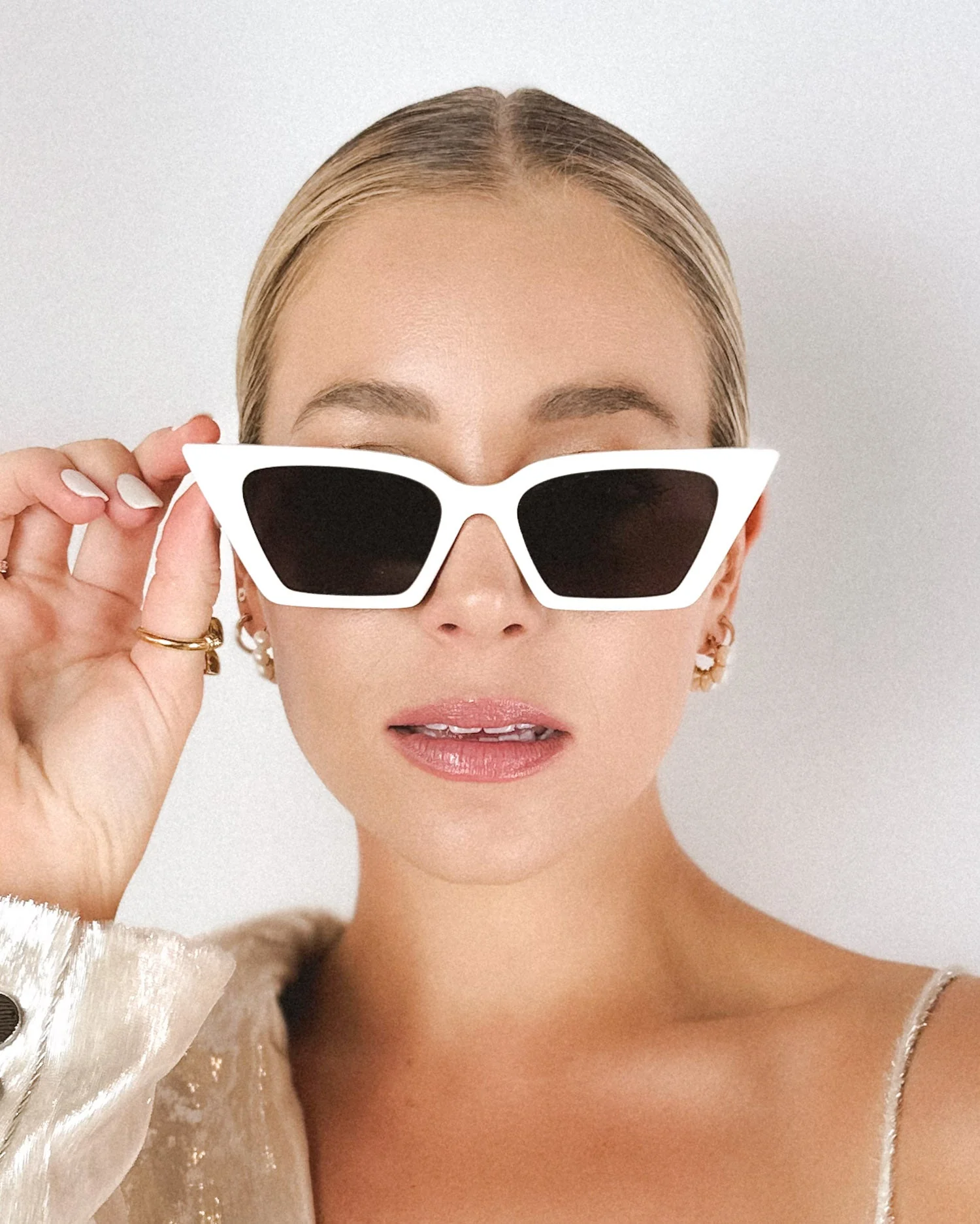 X Holly Kingston / Claudia / Dove & Black Lens - Image 2
