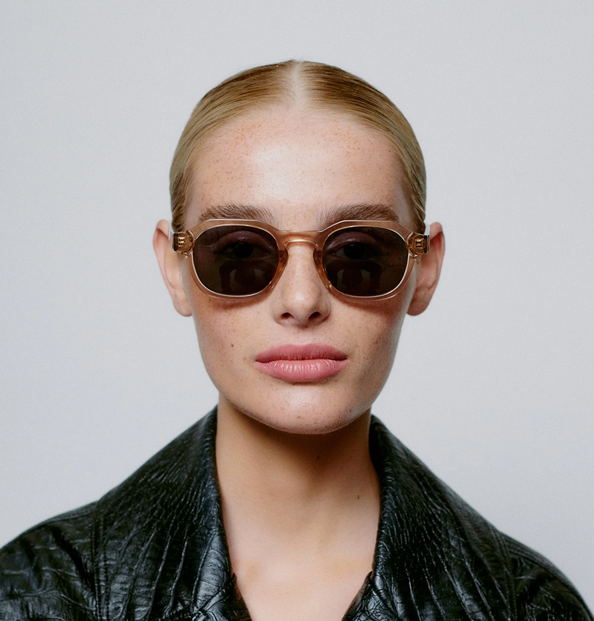 Zan / Champagne & Grey Lens - Image 6